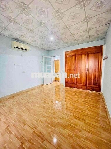 Cho thuê nhà gác lửng full nội thất đường lớn