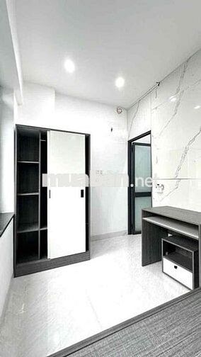 🔥Căn Hộ 2Ph Ngủ - Mới 100% Full NT - Cửa Sổ Lớn - Siêu Thoáng