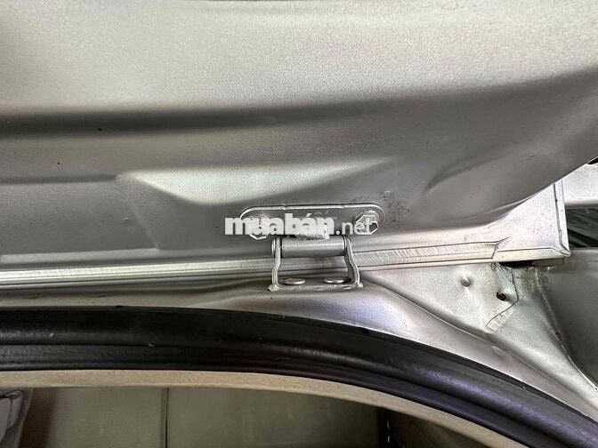 Toyota Innova E 2015 Số sàn Bạc