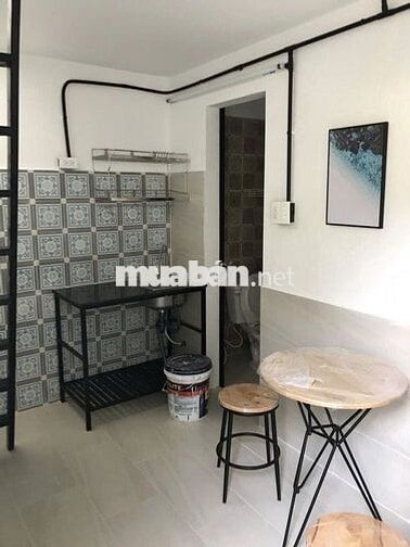 Phòng rộng gác cao nhất nhà giá tốt không phụ phí