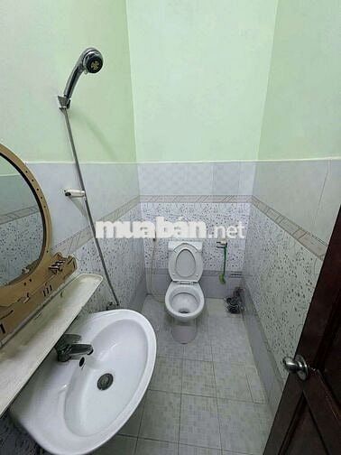 CHO THUÊ NHÀ CHÍNH CHỦ GIÁ RẺ 5PN 6WC 10TRIEU 