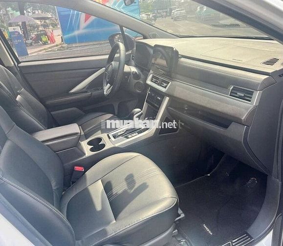 Mitsubishi Xpander Premium 2024 Trắng 58.000 km