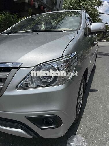 Toyota Innova E 2015 Số sàn Bạc