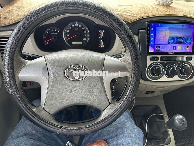 Toyota Innova E 2015 Số sàn Bạc