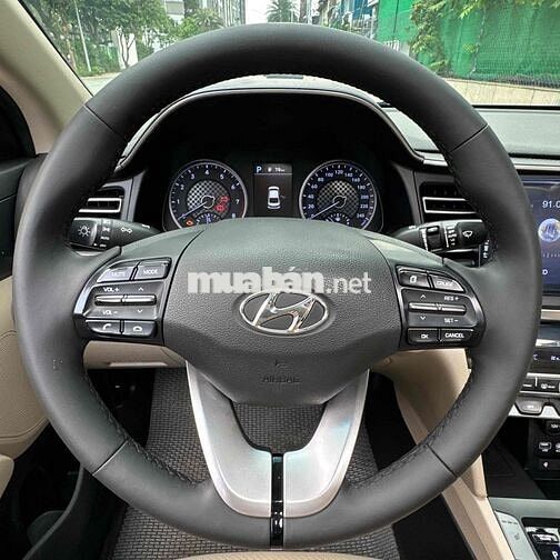 Hyundai Elantra 2.0 GLS bản full Trắng Tự động