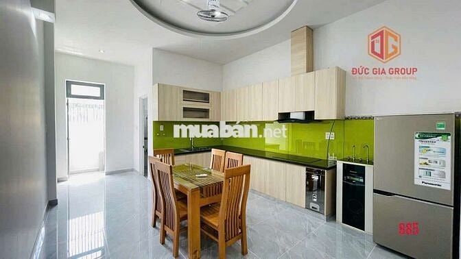 Bán nhà 1 trệt 2 lầu đường D3 khu dân cư D2D