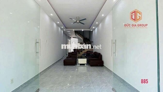 Bán nhà 1 trệt 2 lầu đường D3 khu dân cư D2D