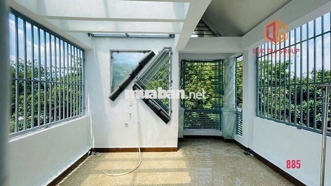 Bán nhà 1 trệt 2 lầu đường D3 khu dân cư D2D