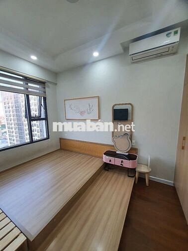 Cho thuê full nội thất 2pn-1wc như hình 9tr ở liền view hồ bơi  9tr