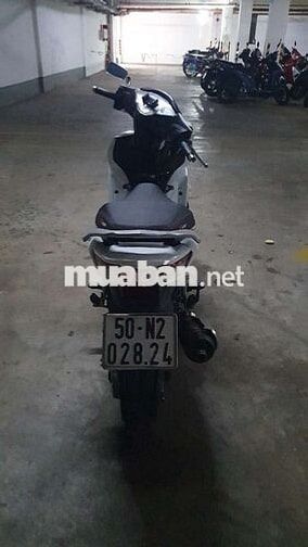Honda Future Trắng Xăng