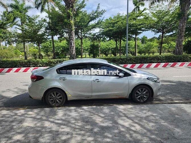 Kia Cerato 2016 Số sàn 1.6L Bạc