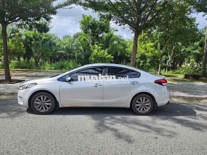 Kia Cerato 2016 Số sàn 1.6L Bạc