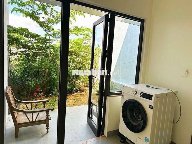 Cho thuê nhà 2 tầng mới khu Nam Hòa Xuân có 3PN giá 23tr/tháng