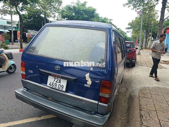 Toyota Van 1984 Xanh Da