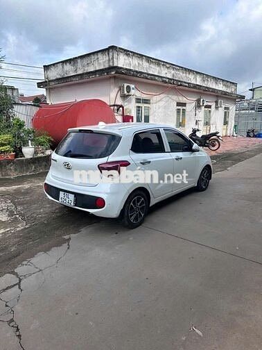 Hyundai i10 2017 Trắng Nhập khẩu