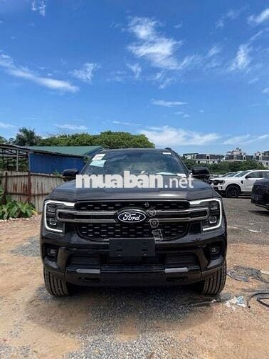Ford Everest Platinum 2026 2.0L 4x2 AT Đen