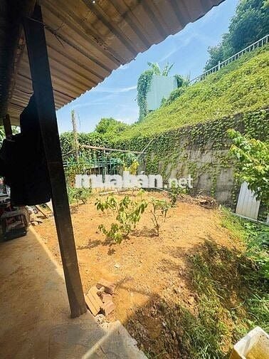 Nhà cấp 4 kiệt Trường Chinh gần cầu vượt Hoà Cầm DT đất: 100m2 (5*20m2