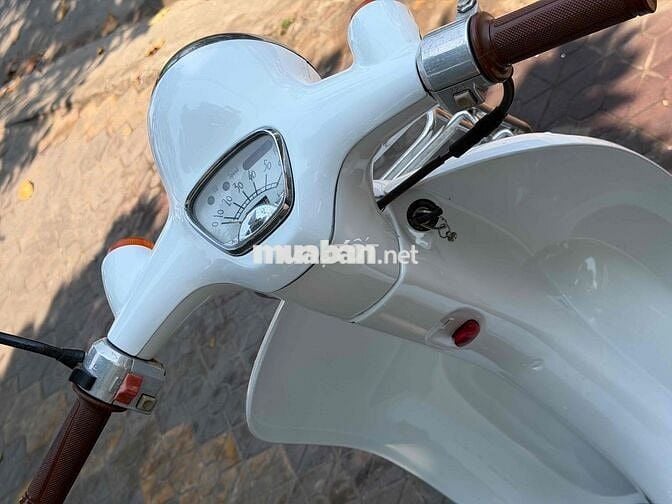 Honda Giorno Xe máy 2 thì Nhật Bản 50cc Trắng