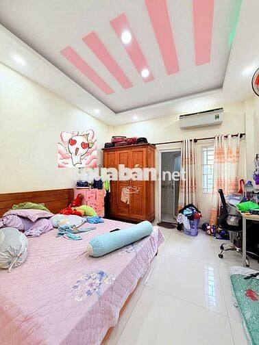 MTKD Đường DC7 P. Tây Thạnh, Q. Tân Phú dt56m2 đúc 2,5 lầu 4pn.