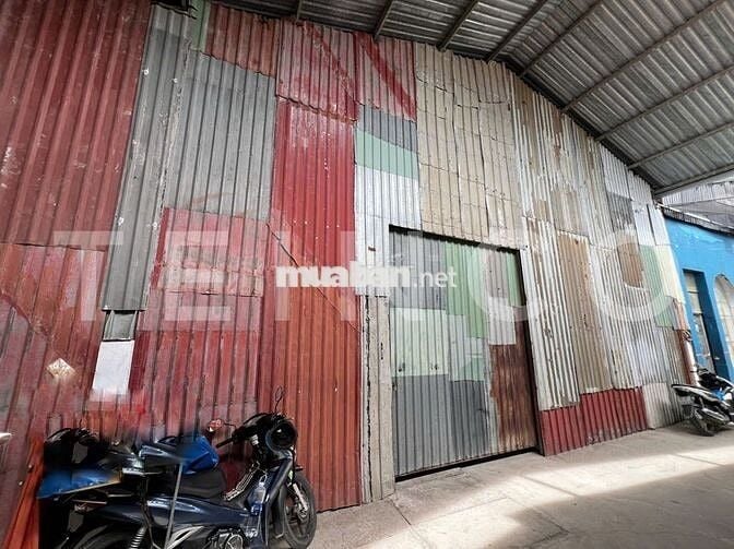 Kho xưởng 150 m² nhánh đường Nguyễn Văn Cừ ND gần Đại học Y Dược