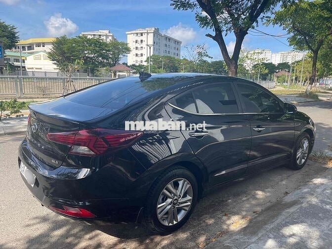 Hyundai Elantra 2019 Đen 57000 km