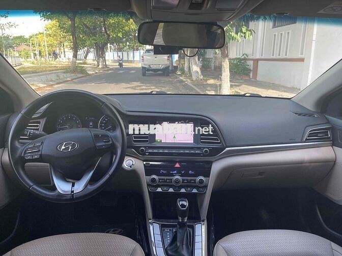 Hyundai Elantra 2019 Đen 57000 km