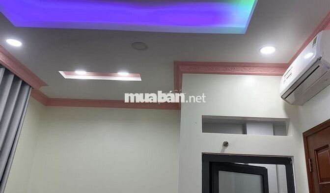 Phòng cho thuê (dành cho nữ) tại trung tâm gò Vấp. Giá 2tr4 và 3tr8
