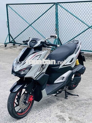 Honda Vario 160 2024 Xám Việt Nam