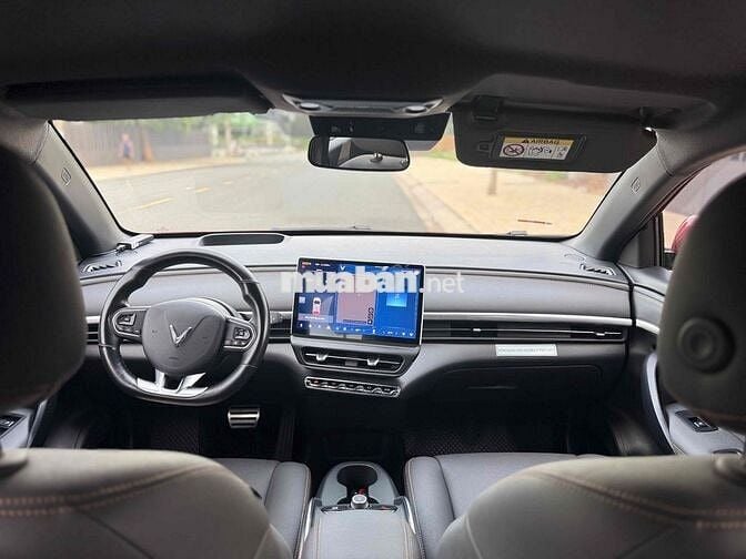 VF6 PLUS 2025 MUA PIN + FREE SẠC KGH 42.000 km
