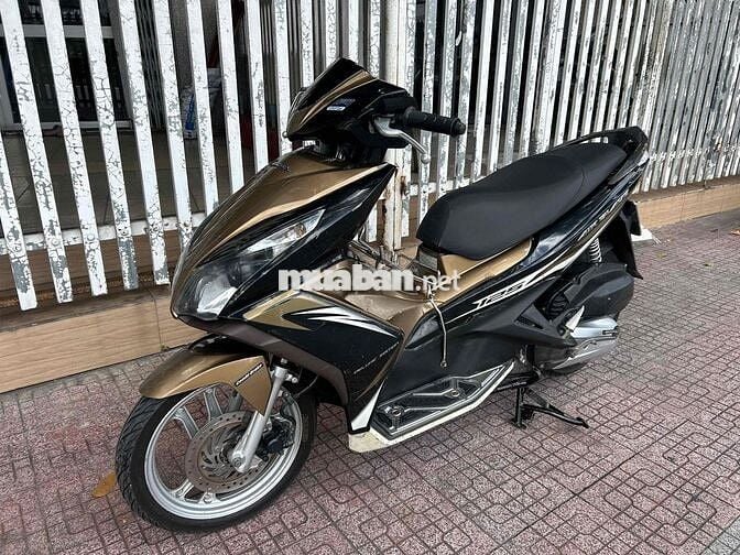 Honda Airblade 125Fi êm ngon chính chủ bao hồ sơ
