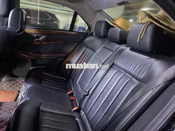 Mercedes-Benz E300 2010 Đen