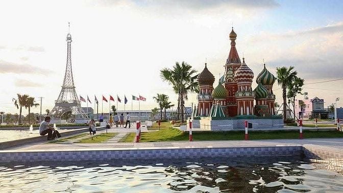 Bán Đất đối diện 7 kỳ quan giá 2,2 tỷ còn thương lượng 150 m2 