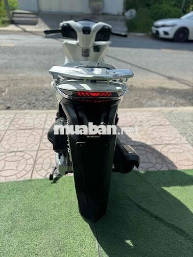Honda SH 160i 2024 Trắng