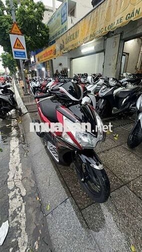Honda Air Blade 2012 Đỏ đen đã qua sử dụng