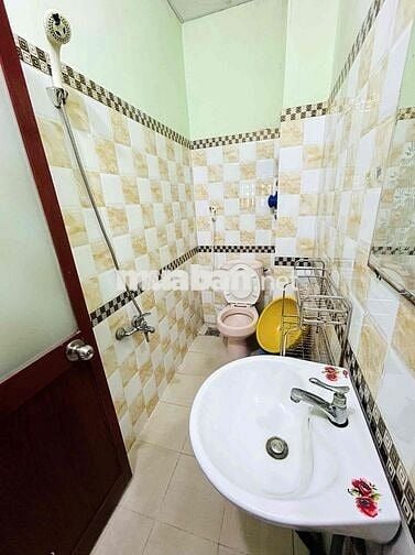 Cho thuê phòng máy lạnh Hiệp Thành Q12