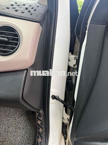 Hyundai i10 2015 Trắng