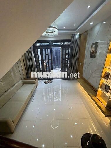 cho thuê nhà mới sạch sẽ Gò Vấp 