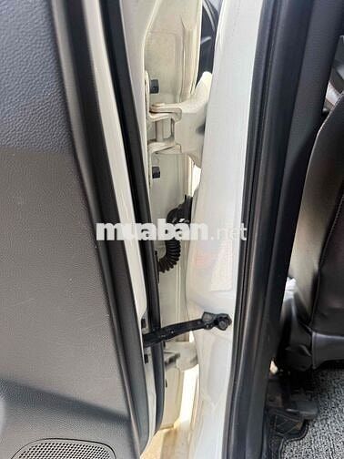 Hyundai i10 2015 Trắng
