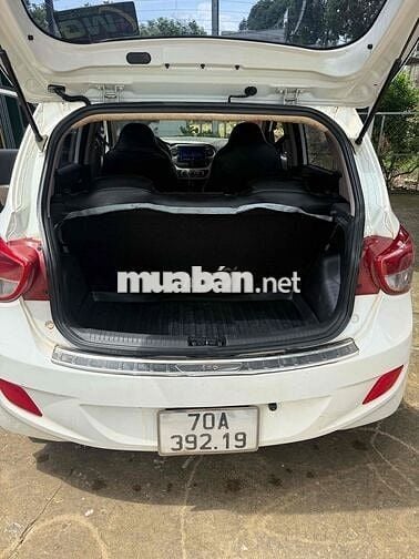 Hyundai i10 2015 Trắng