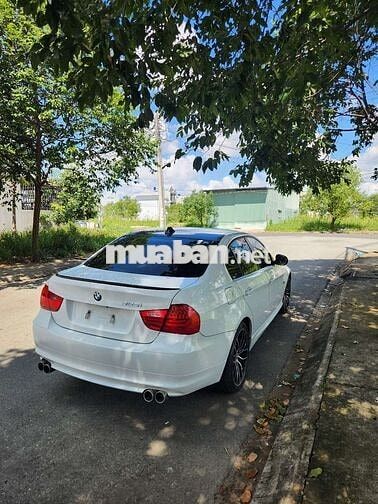 BMW 325i 2010 Trắng Số tự động