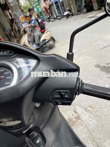 Honda Lead Vàng đồng Xăng