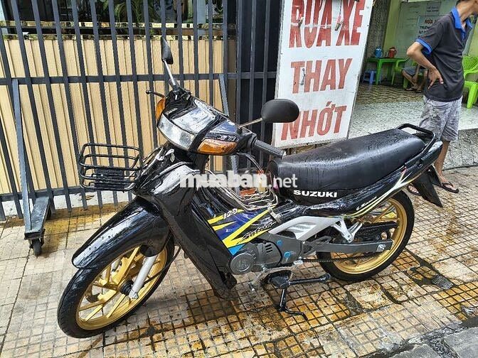 Suzuki Xipo Đen
