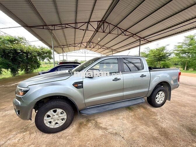 Ford Ranger XLS 2019 2.2L 4x2 MT Bạc/Xám