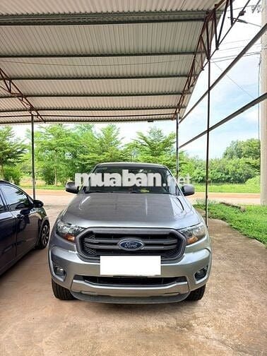 Ford Ranger XLS 2019 2.2L 4x2 MT Bạc/Xám