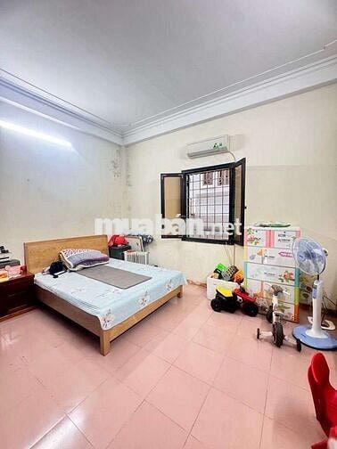 VIP- HIẾM- MẶT PHỐ DUY TÂN- ĐƯỜNG 40M- VỈA HÈ 20M- VP- KINH DOANH 50+