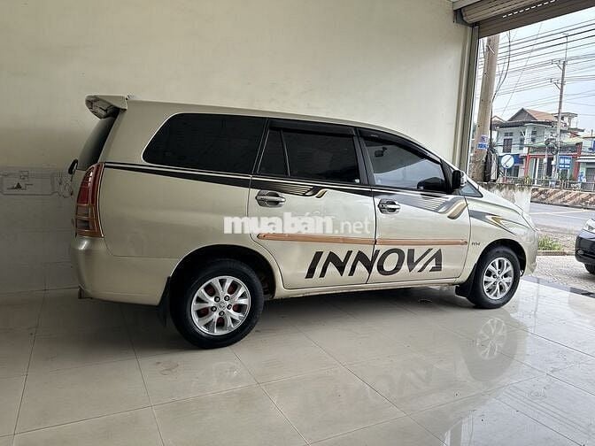 Toyota Innova G 2006 Vàng cát 8 chỗ