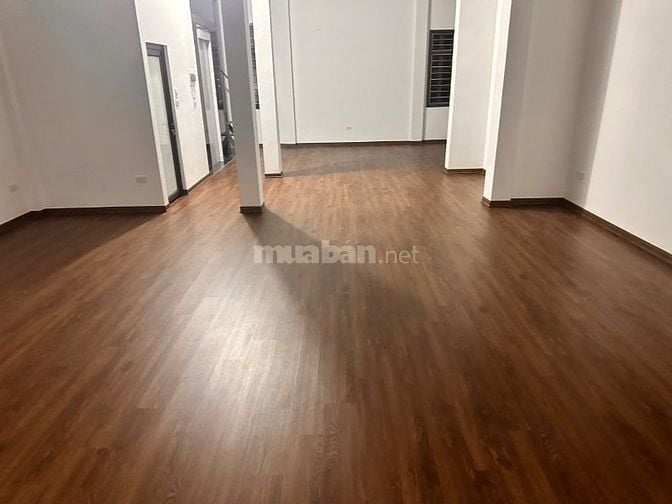🌹🌹 85 TRIỆU - NHÀ MỚI ĐẸP - MẶT PHỐ NGUYỄN CHÍ THANH- THANG MÁY