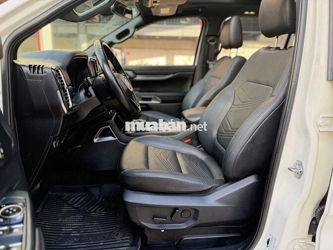FORD EVEREST TITANIUM 4x4 Bi-Turbo 2Cầu_ĐKY 2023