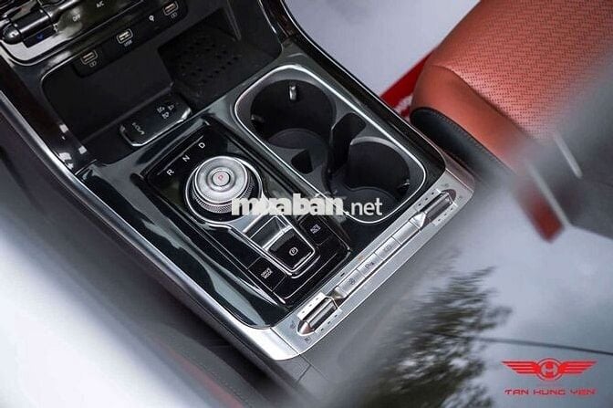 KIA Carnival Signature 2022 Dầu 90000 KM Đen