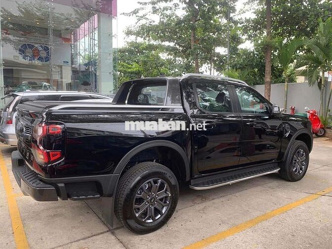 Ford Ranger Wildtrak 2025 4x4 2 cầu